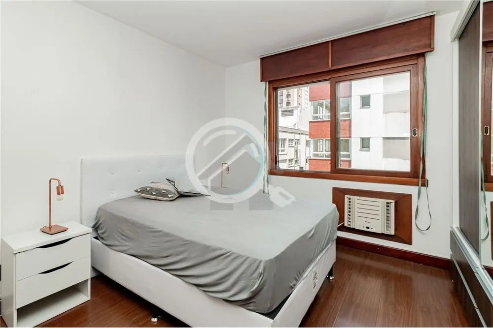 Imagem Ótimo apartamento de 2 dormitórios na Felicíssimo da Azevedo com 116,97m² privativos, living amp...