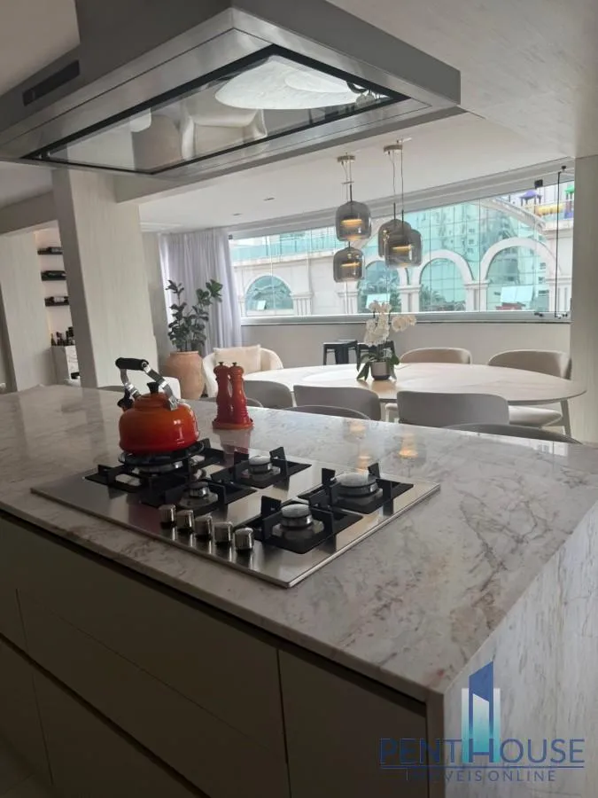 Imagem Apartamento Zona Central para Venda em Balneário Camboriú, CENTRO, 2 dormitórios, 1 suíte, 2 banheiros, 1 vaga