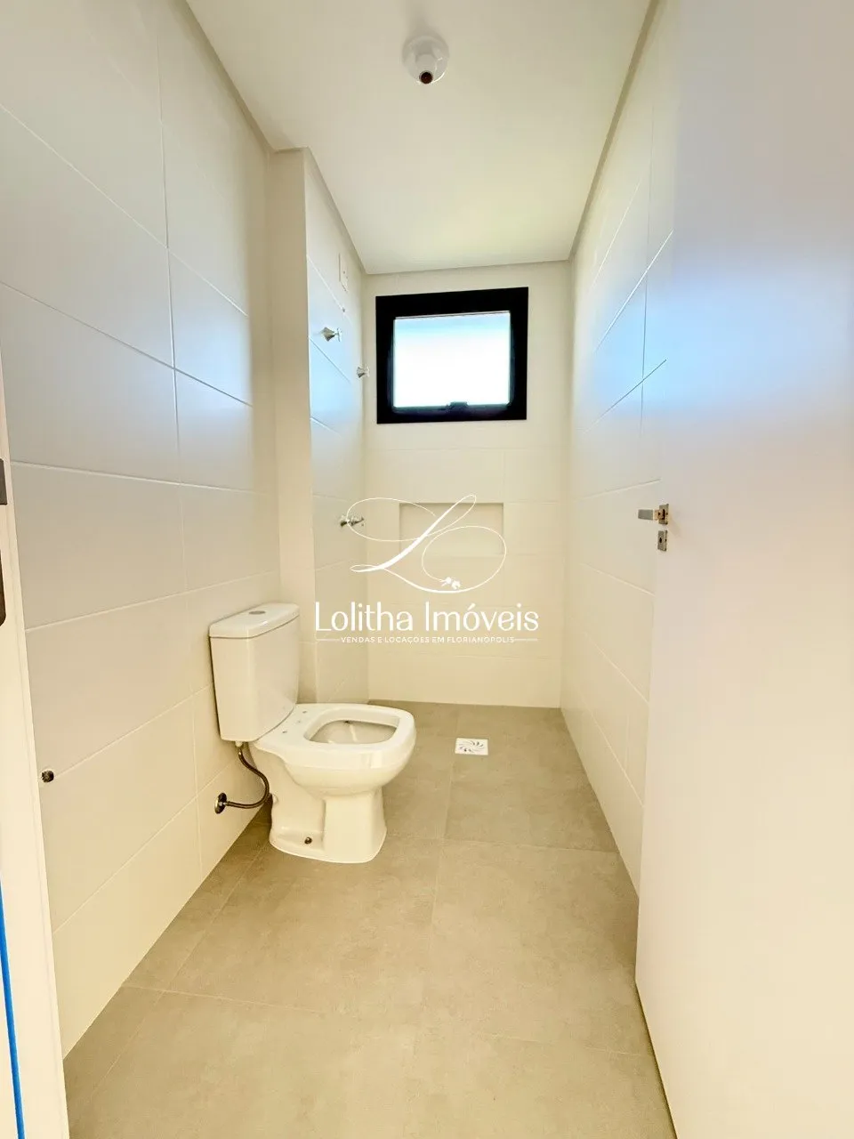 Imagem APARTAMENTO À VENDA COM 2 SUÍTES NA AGRONÔMICA, EM FLORIANÓPOLIS/SC
