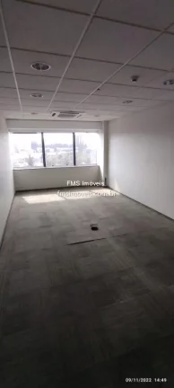 Imagem Conjunto Comercial de Alto Padrão com 641,50 m², 4 Banheiros e 18 Vagas de Garagem no Tamboré, Barueri-SP!