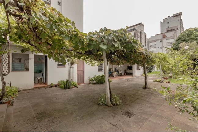 Imagem Terreno/Lote Residencial para venda no bairro Menino Deus em Porto Alegre