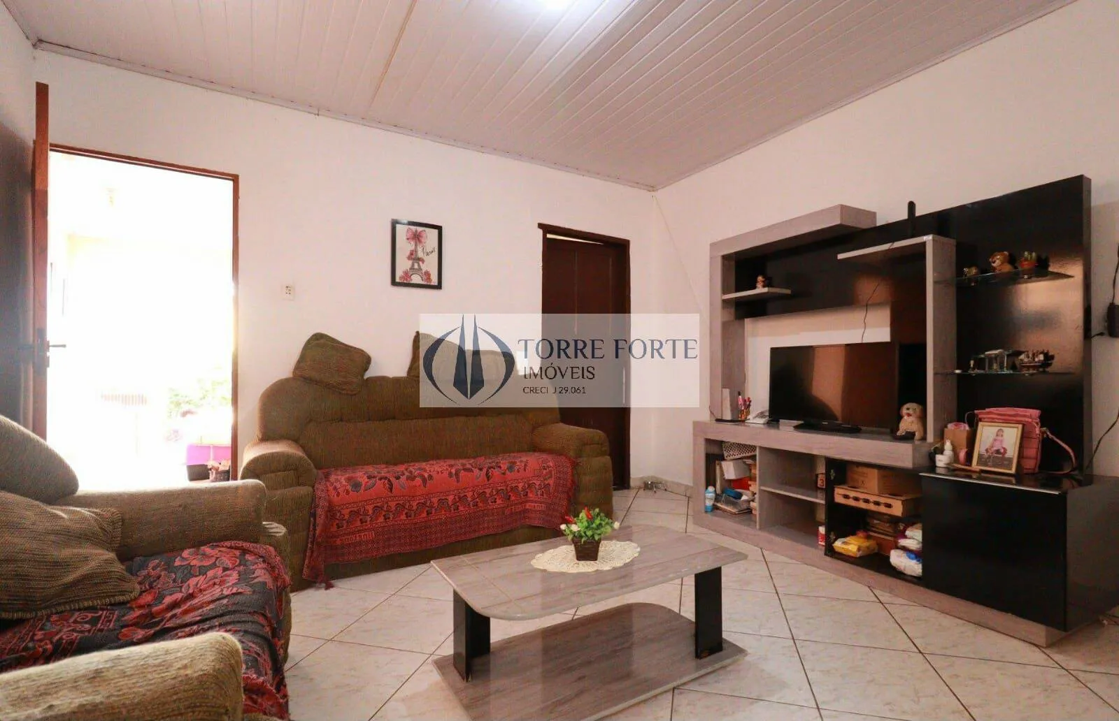 Foto do imóvel Ótima casa , 3 dormitorios,1 suíte , 2 vagas com uma edícula nos fundos em Rua Itabirito