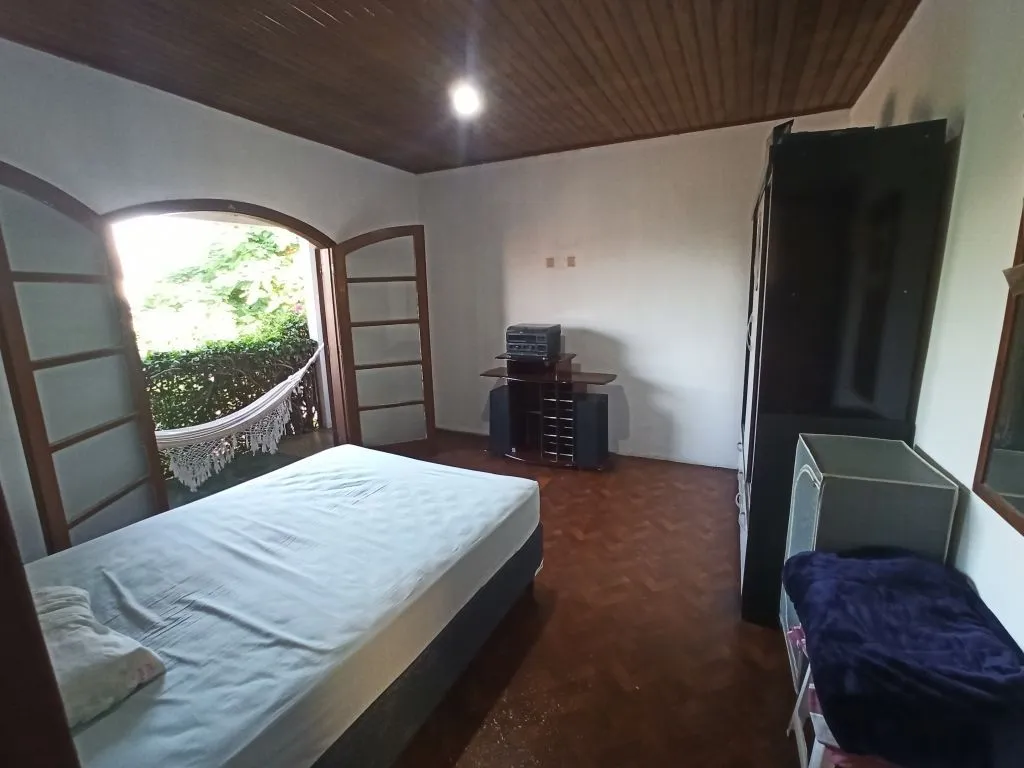 Imagem Casa tipo Sobrado perto da PUC