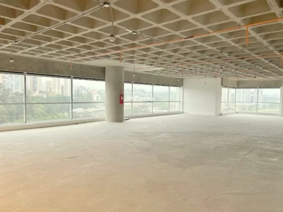 Imagem Conjunto comercial com 1180m² na Chácara Santo Antônio.