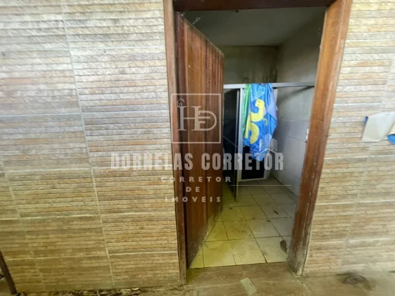 Imagem ALUGA-SE GALPÃO COMERCIAL - LOCALIZAÇÃO NA AVENIDA PRINCIPAL, TERRENO 15X30