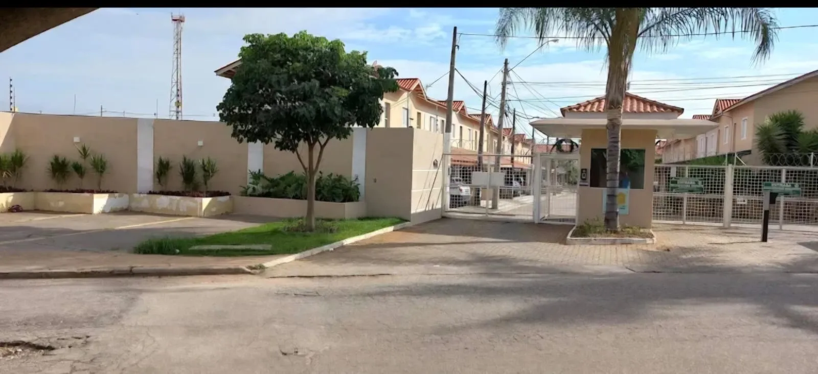 Imagem Casa de Condomínio Reserva Ipanem com 2 Quartos e 1 banheiro à Venda, 70 m²