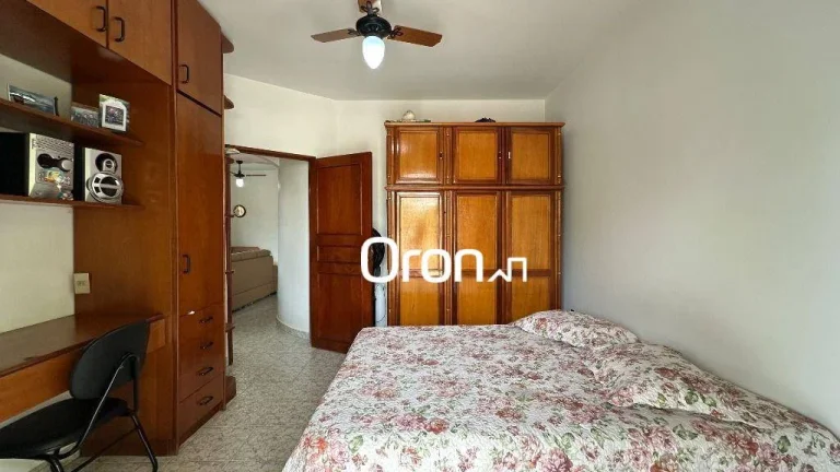 Imagem Sobrado à venda, 414 m² por R$ 1.350.000,00 - Setor Leste Vila Nova - Goiânia/GO
