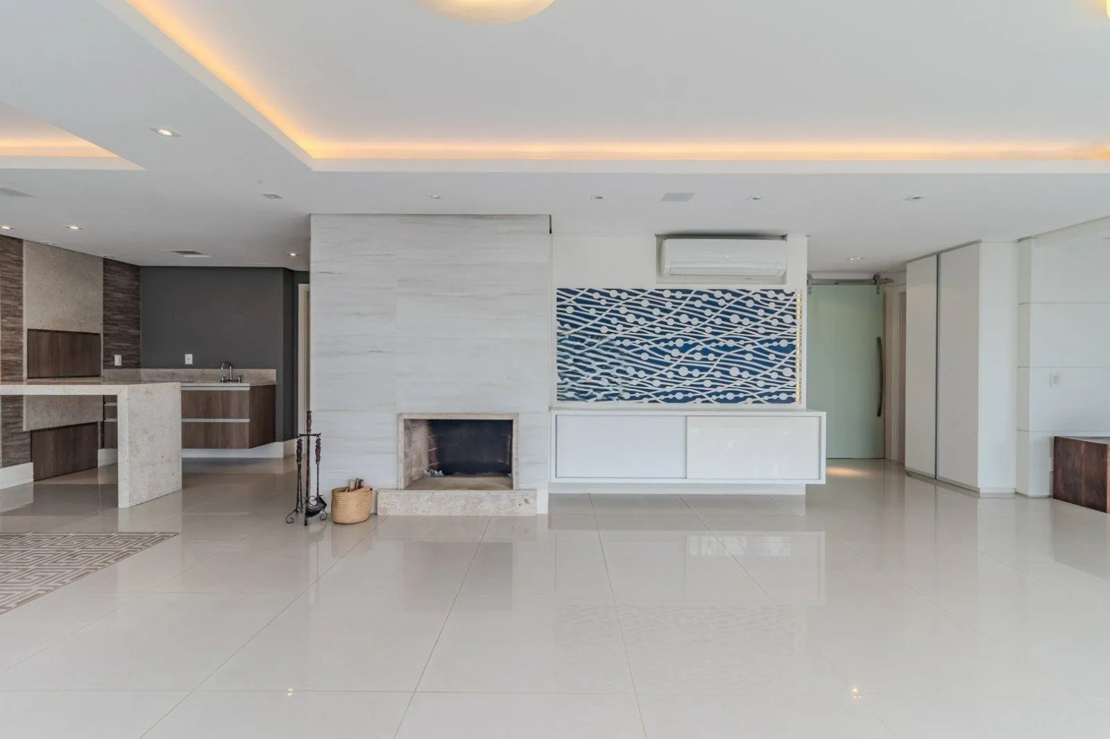 Imagem Alto Padrão no TERRAZAS: 4 Suítes, 312m² e Vista Incrível para a Natureza