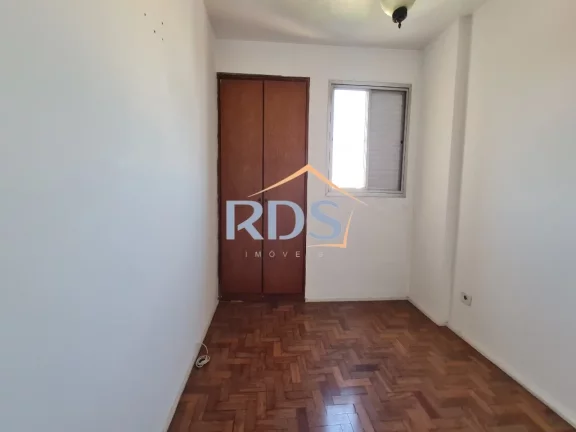 Imagem Apartamento a Venda de 72m² com 2 dormitórios com linda vista. Apartamento precisa de reforma. Estuda proposta.