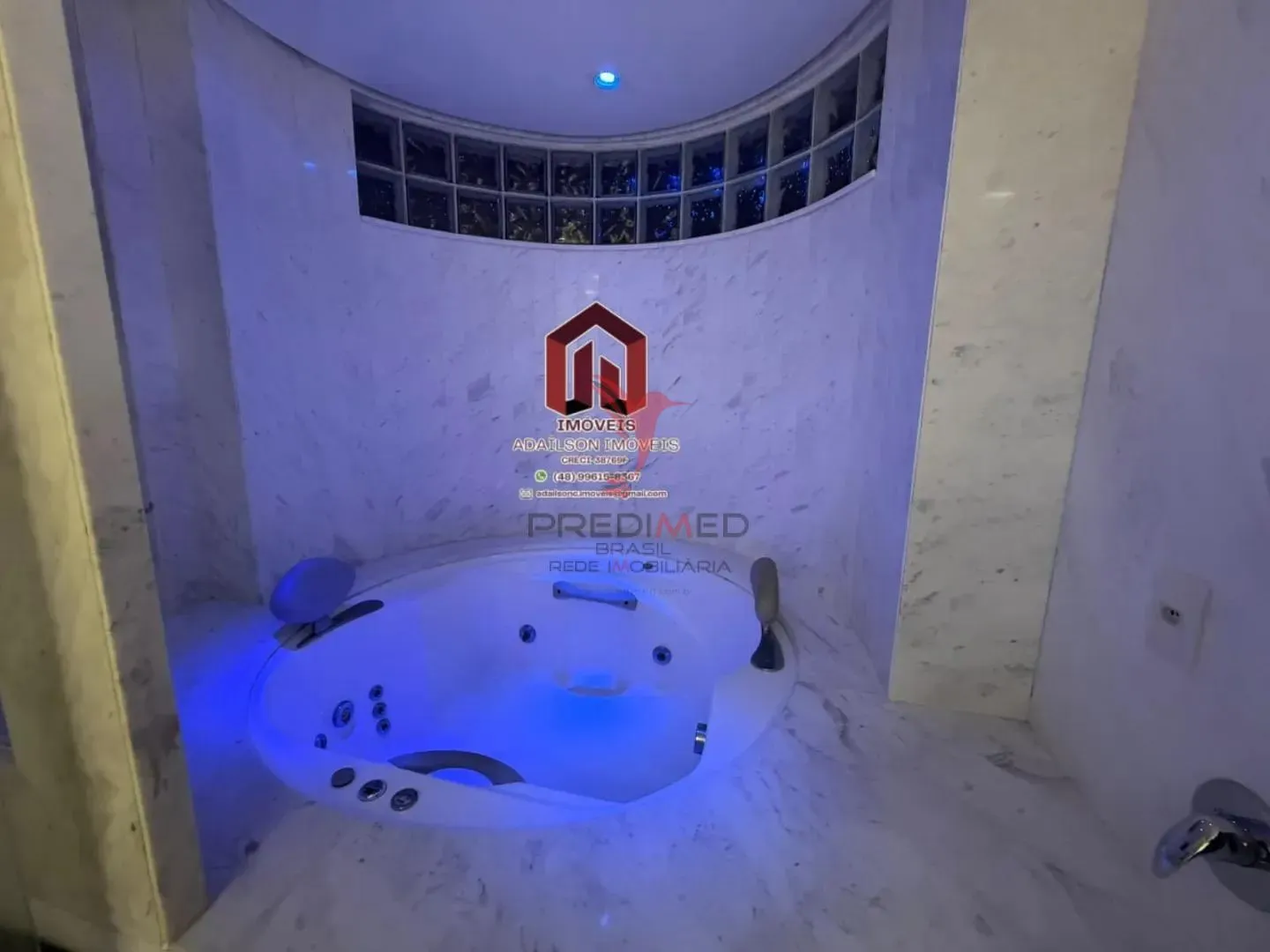 Imagem Linda casa com dormitórios um suite a venda em Florianópolis bairro córrego Grande
