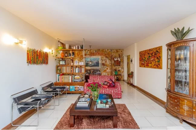 Imagem Casa à venda em Alto de Pinheiros, com 351 m², 4 dormitórios, sendo 2 suítes