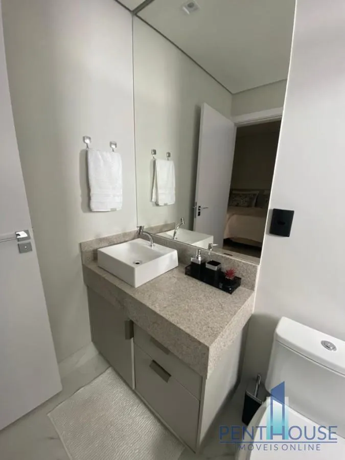 Imagem Apartamento Zona Central para Venda em Balneário Camboriú, CENTRO, 2 dormitórios, 1 suíte, 2 banheiros, 1 vaga