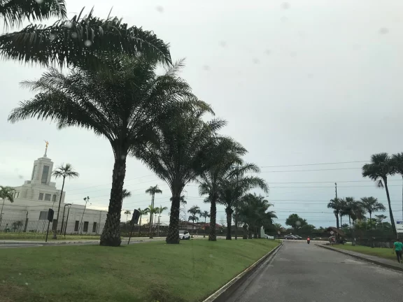 Imagem CASAL IMÓVEIS VENDE LOTE CONDOMÍNIO ÁGUA CRISTAL 756 M² PRINCIPAL