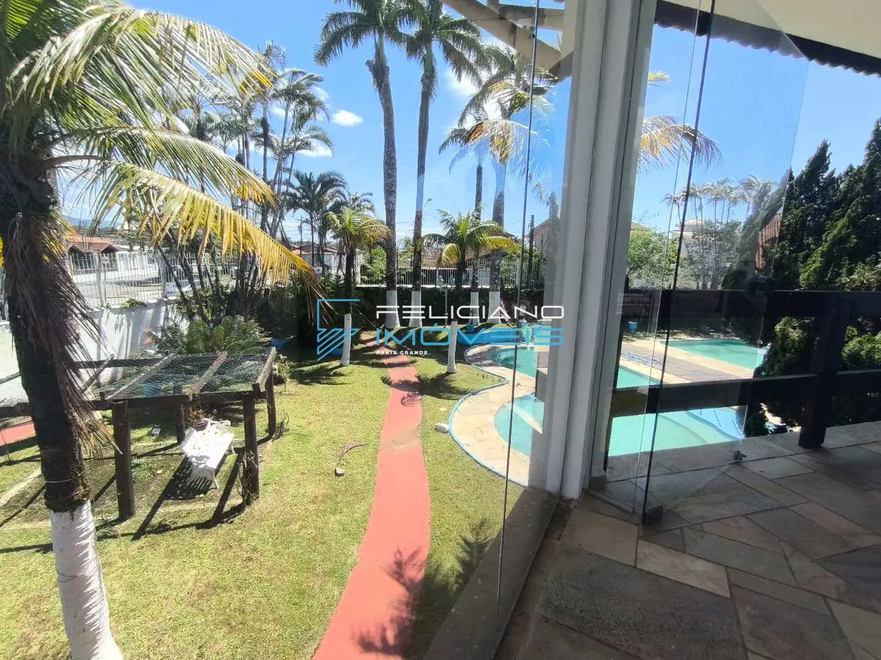 Imagem Casa com 15 quartos, Flórida, Praia Grande - R$ 3.9 mi, Cod: 6793