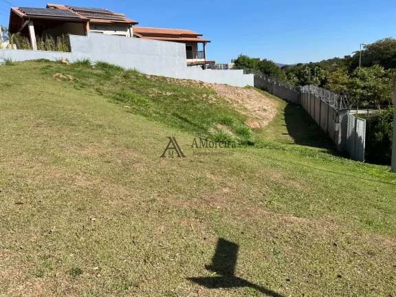 Imagem Terreno no Condomínio BOSQUE DO HORTO Jardim Florestal, Jundiaí-SP: 922m² de Pura Oportunidade!