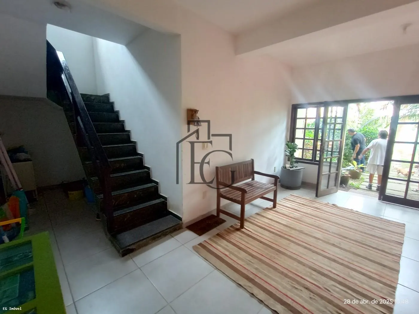 Imagem Casa para Venda em Araruama, Coqueiral, 3 dormitórios, 1 suíte, 2 banheiros, 1 vaga