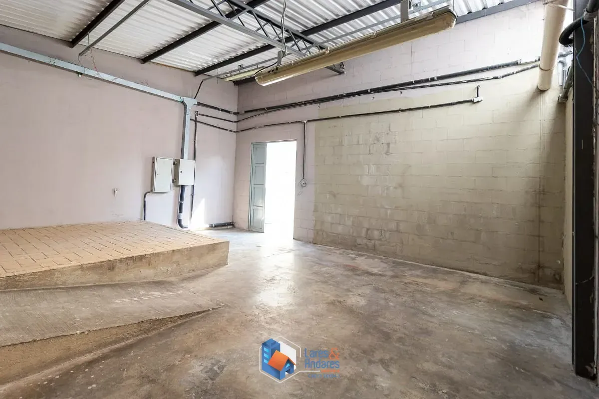 Imagem Casa comercial para venda em Vila Congonhas, 208m²
