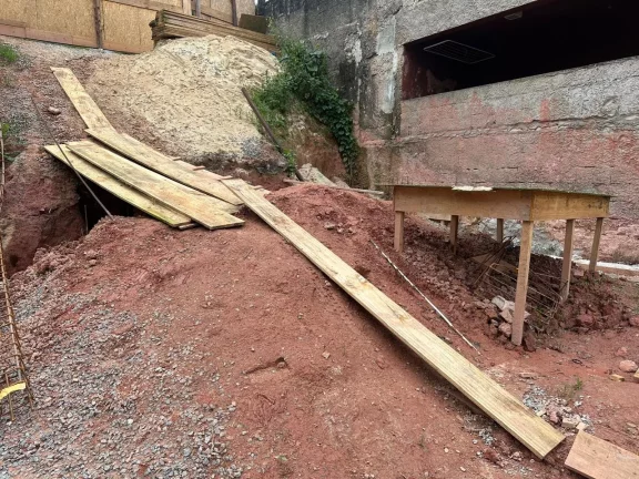 Imagem OPORTUNIDADE PARA MORADIA OU INVESTIMENTO NA GRANJA VIANA NO CONDOMÍNIO FECHADO ALDEIA DA FAZENDINHA