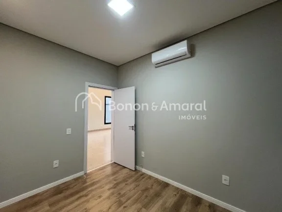 Imagem Casa tÃ©rrea Ã  venda no CondomÃ­nio Portal do JequitibÃ¡ em Valinhos/SP

Casa tÃ©rrea com 233,98 mÂ...