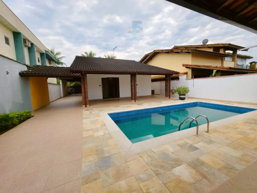 Imagem Casa À Venda Bertioga - Litoral / Piscina Privativa + Edicula | 3 Dorms | 360M² - Garagem para 4 Veicúlos -