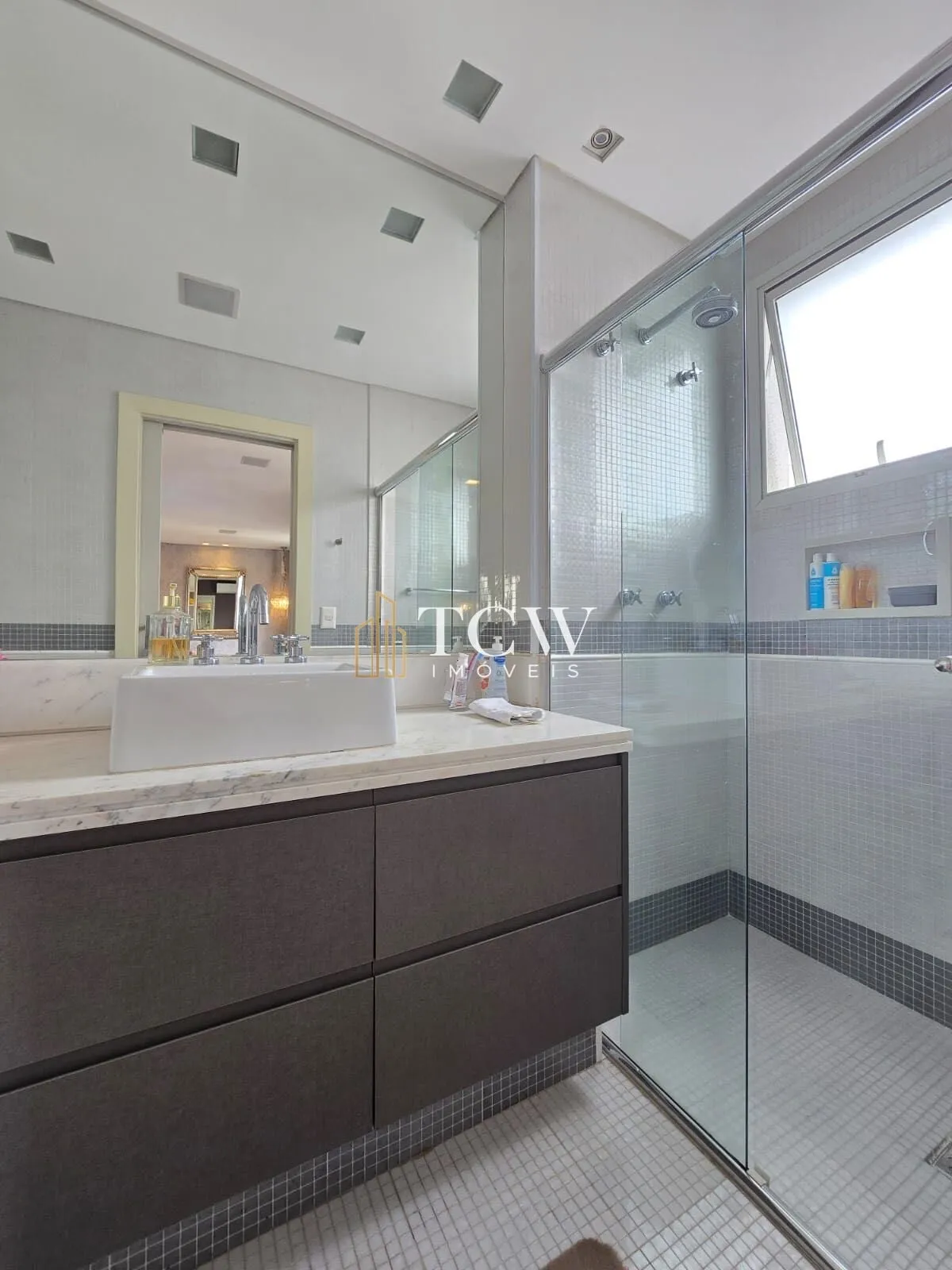 Imagem Apartamento Alto Padrão à Venda na Vila Mariana | 310m² | 4 Suítes | Vista para o Parque Ibirapuera | 5 Vagas