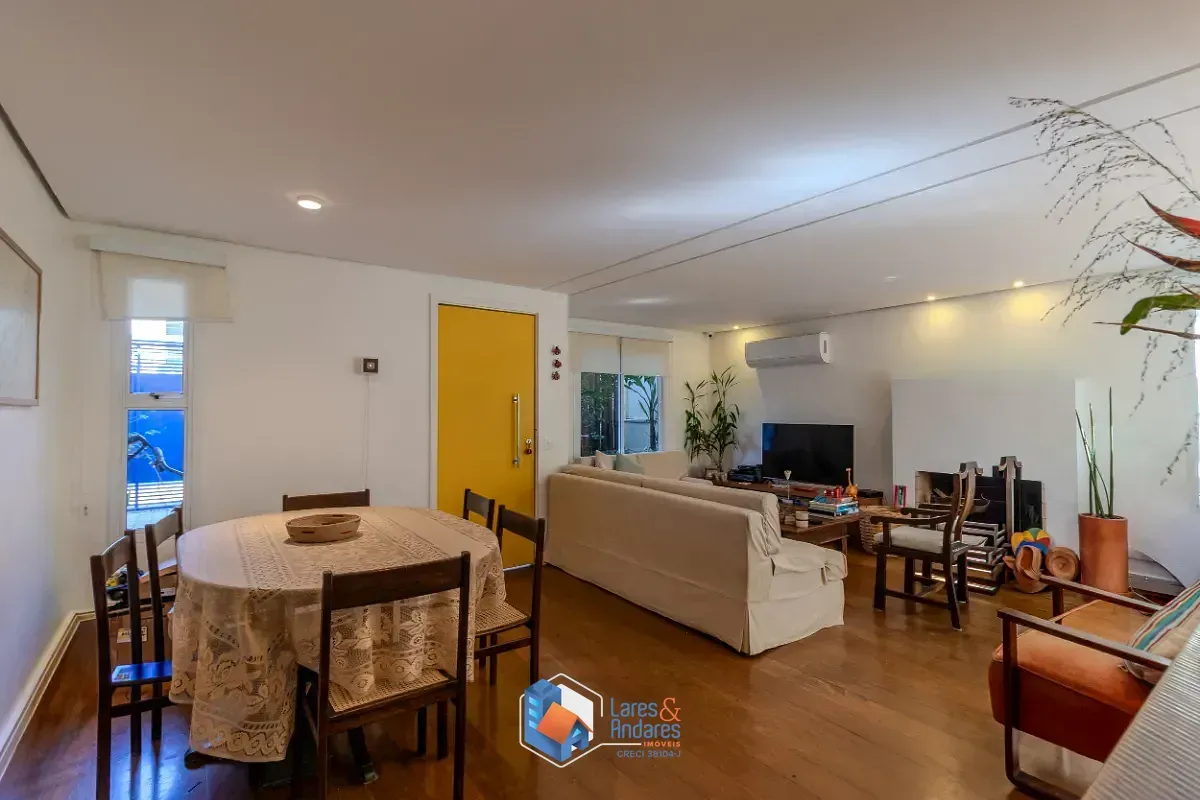 Imagem Casa para venda em Alto da Boa Vista com 3 quartos, sendo 1 suíte, 152m²