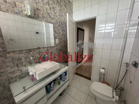 Imagem Apartamento à venda com 77m², 2 quartos, 2 banheiros, varanda frente mar por R$555.000,00 na Aparecida em Santos