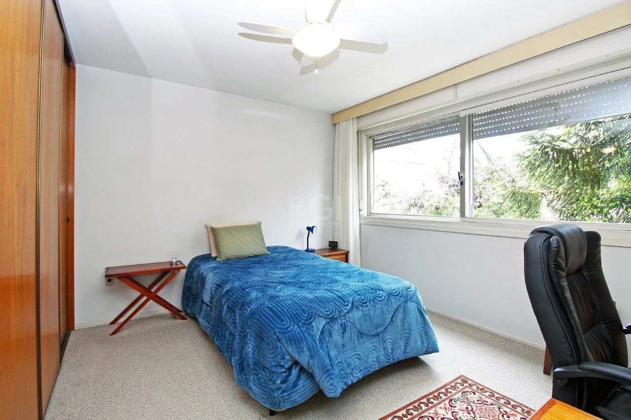 Imagem Apartamento para Venda - 245.75m², 3 dormitórios, sendo 1 suites, 2 vagas - Moinhos de Vento