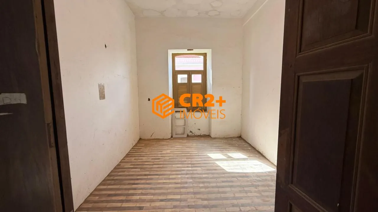 Imagem Alugo Casa para o seu Comércio- Casarão Tombado e revitalizado