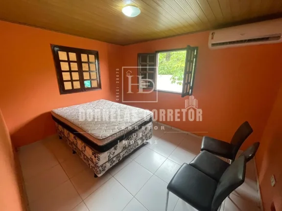 Imagem CASA COM PISCINA E ESPAÇO GOURMET A 300M DA PRAIA - 4 QUARTOS E MUITO CONFORTO