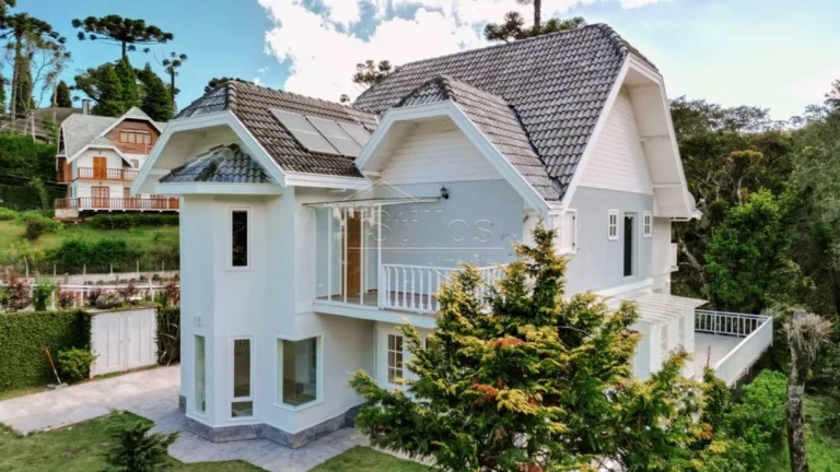 Imagem Casa de Condomínio em Campos do Jordão