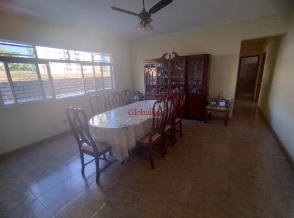 Foto do imóvel Apartamento com 3 dormitórios, 1 suíte, dependência completa e 2 vagas no bairro Ponta da Praia em Santos por R$680.000,00