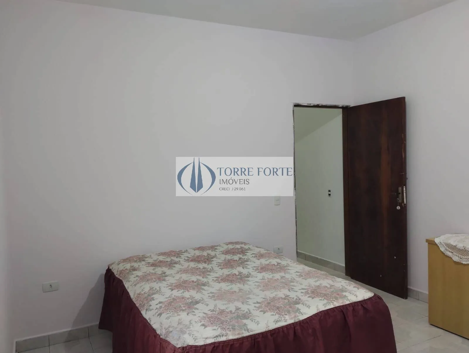 Imagem CASA 120M2 , 3 DORMITÓRIOS,1 VAGA , PRÓXIMO À ESTAÇÃO DE TREM GUAIANASES