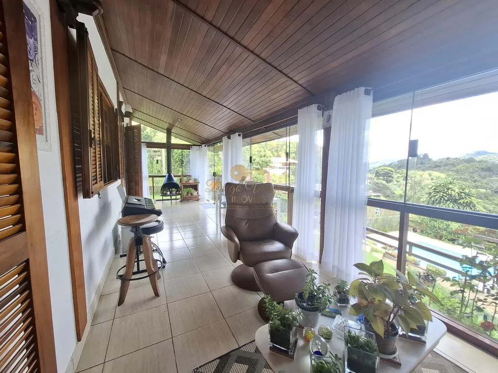 Imagem Casa em Condomínio para Venda em Teresópolis / RJ no bairro Green Valley