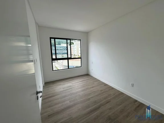 Imagem Apartamento Zona Central para Venda em Balneário Camboriú, Nações, 3 dormitórios, 1 suíte, 2 banheiros, 2 vagas