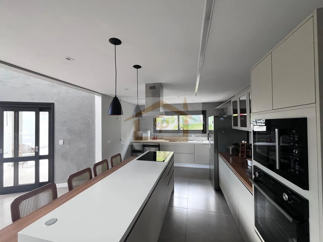 Imagem Casa Sustentável de Alto Padrão | 5 Suítes | 550m² | Mobiliada
