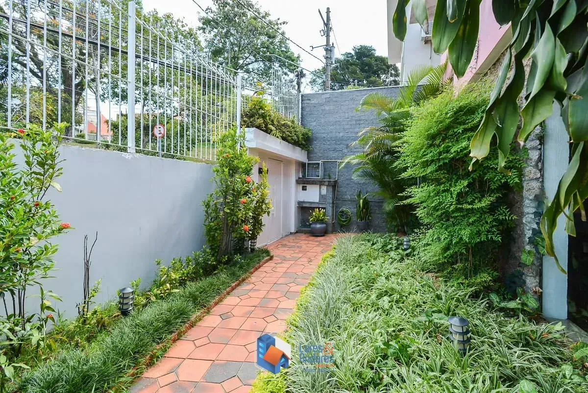 Imagem Casa para venda em Jardim da Glória com 3 quartos, sendo 1 suíte, 250m²