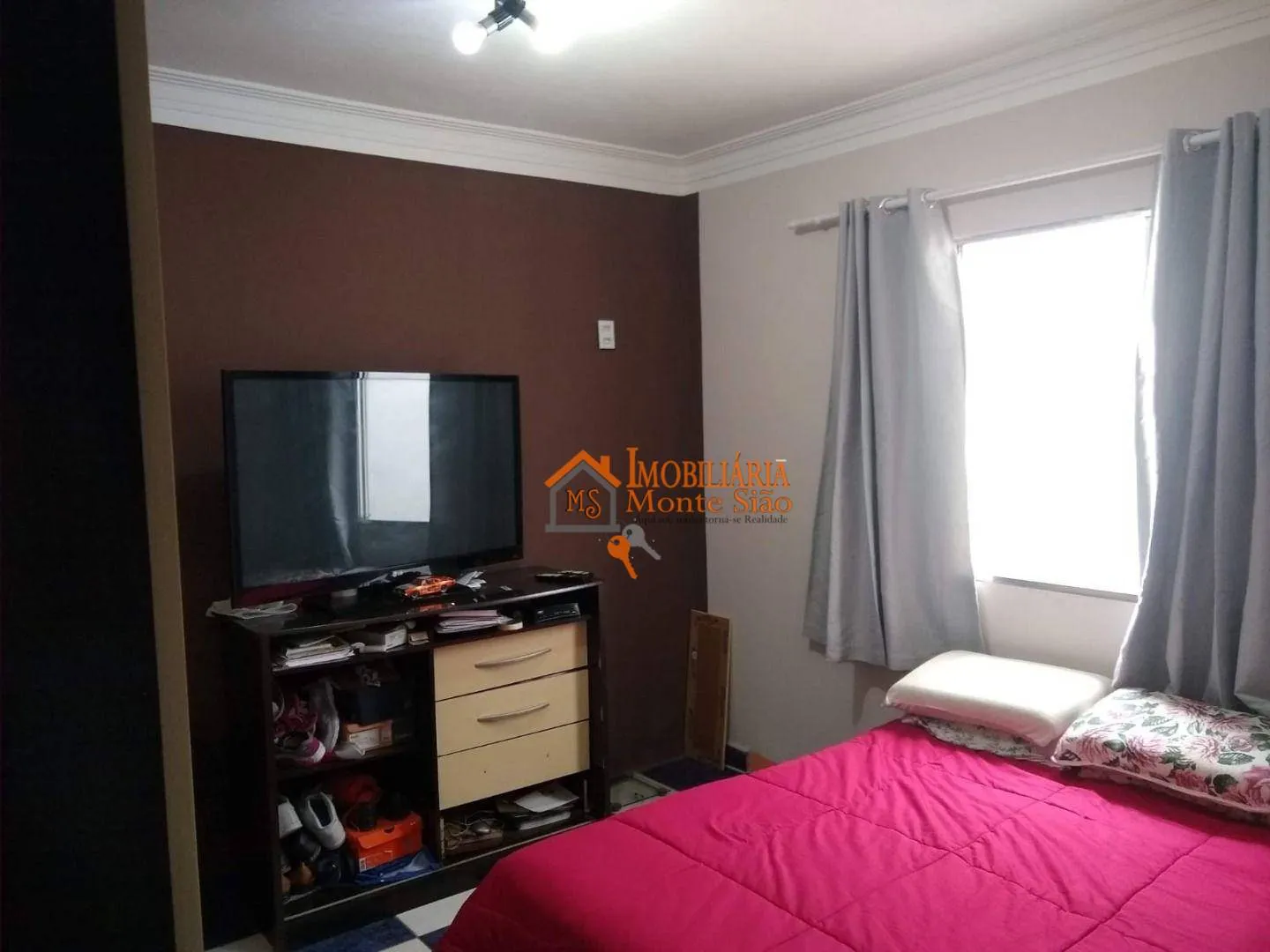 Imagem Sobrado com 3 dormitórios à venda, 200 m² por R$ 700.000,00 - Cidade Serodio - Guarulhos/SP