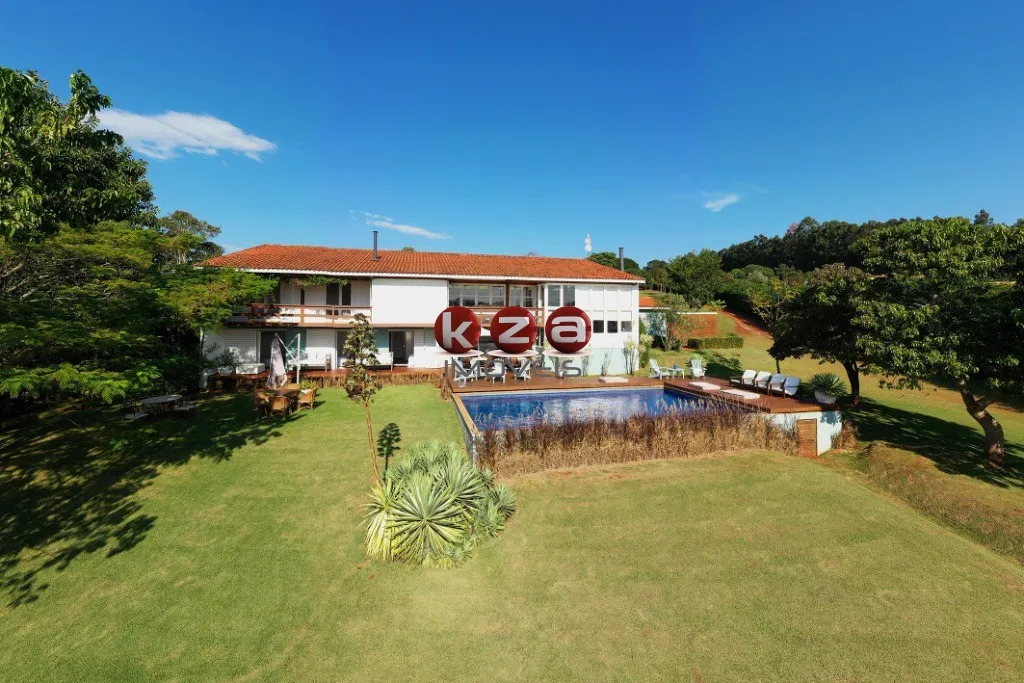 Imagem Imóvel de luxo com 4 suítes e 10 vagas de garagem no Parque São Jorge, Avaré-SP: a casa dos seus sonhos!