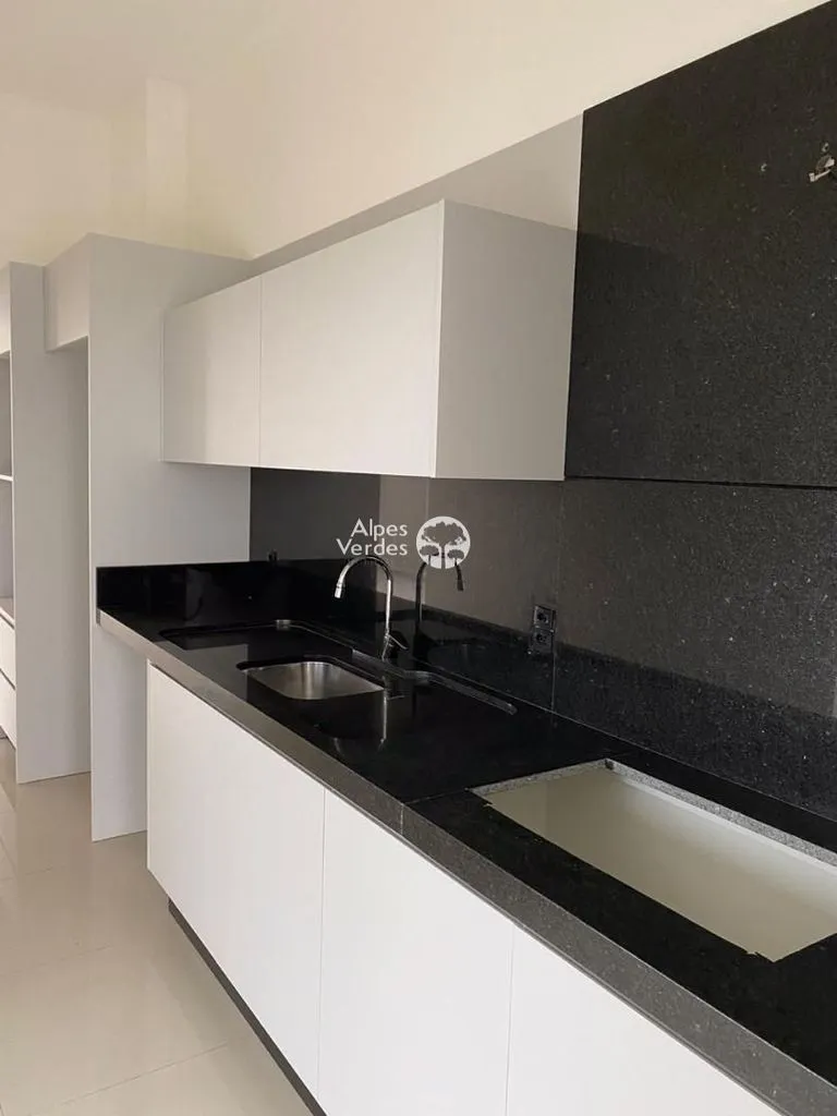 Imagem Apartamento à Venda em Meia Praia, Itapema - SC