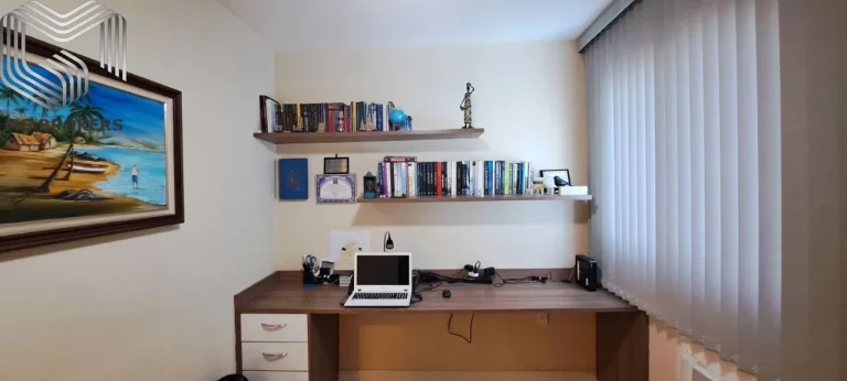 Imagem Apartamento à venda no Recreio dos Bandeirantes, Rio de Janeiro-RJ, com 3 quartos, 1 suíte, 3 salas , 3 vagas e 91m² de área. Varanda