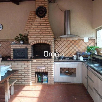 Imagem Sobrado com 4 dormitórios à venda, 244 m² por R$ 1.300.000,00 - Jardim Europa - Goiânia/GO