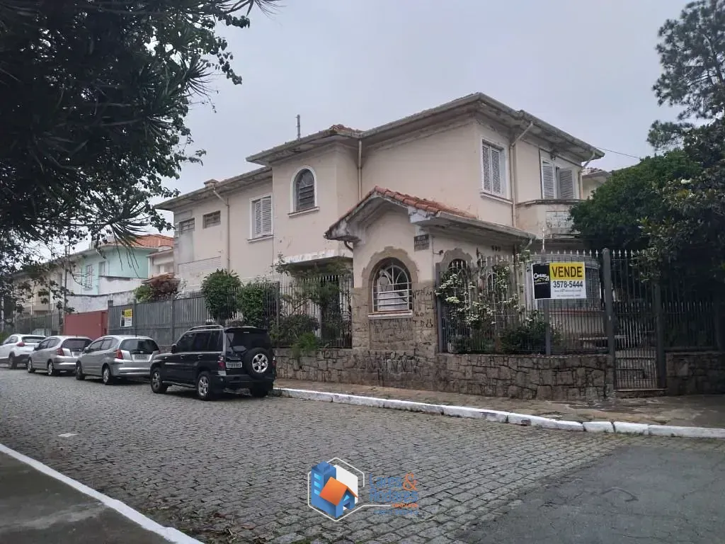 Foto do imóvel Sobrado para venda em Mirandópolis com 3 quartos, sendo 1 suíte, 340m² em Rua Luís Góis