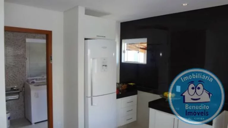 Imagem Vendo casa térrea próximo da praia com 04 suítes R$950.000,00