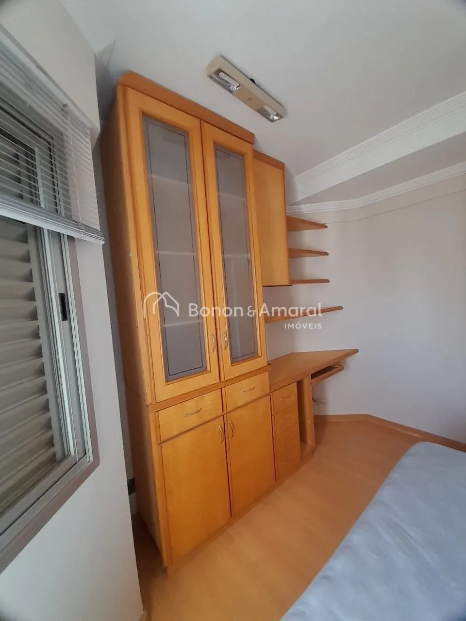 Imagem Excelente Apartamento no Mansões Santo Antônio com 3 Dormitórios, Suíte, Sacada e 2 Vagas paralelas