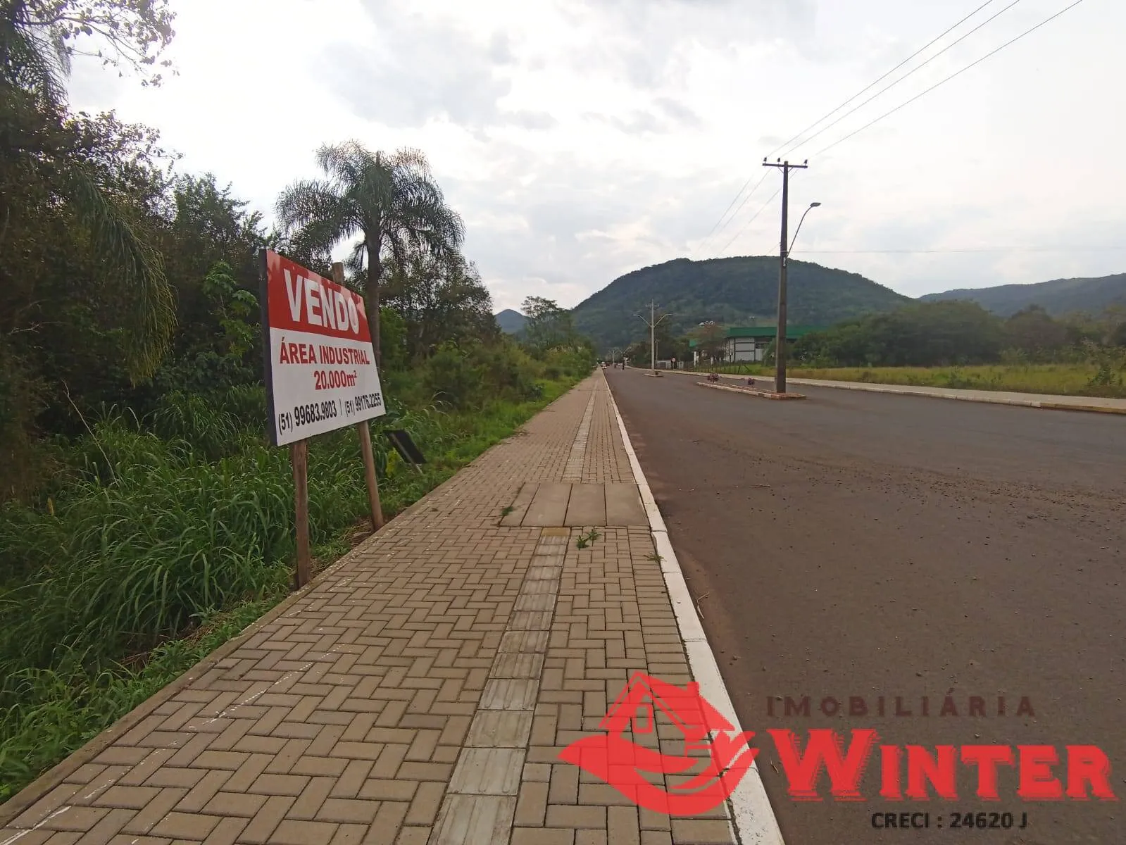 Imagem Área de terras com 20.000m2 no Vale Real