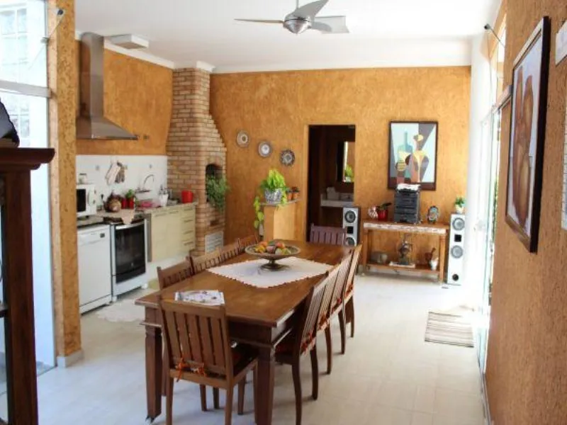 Imagem LINDA CASA 4 SUÍTES À VENDA EM CONDOMÍNIO, SOROCABA - 345M²
