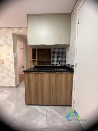 Imagem Lindo apartamento semi mobiliado recém reformado com fino padrão de acabamento.
