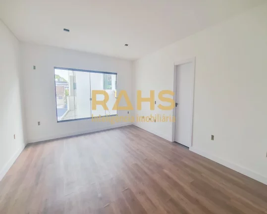 Imagem Moderno sobrado com 195m² privativos, localizado na melhor região do bairro Floresta. Detalhes em ...