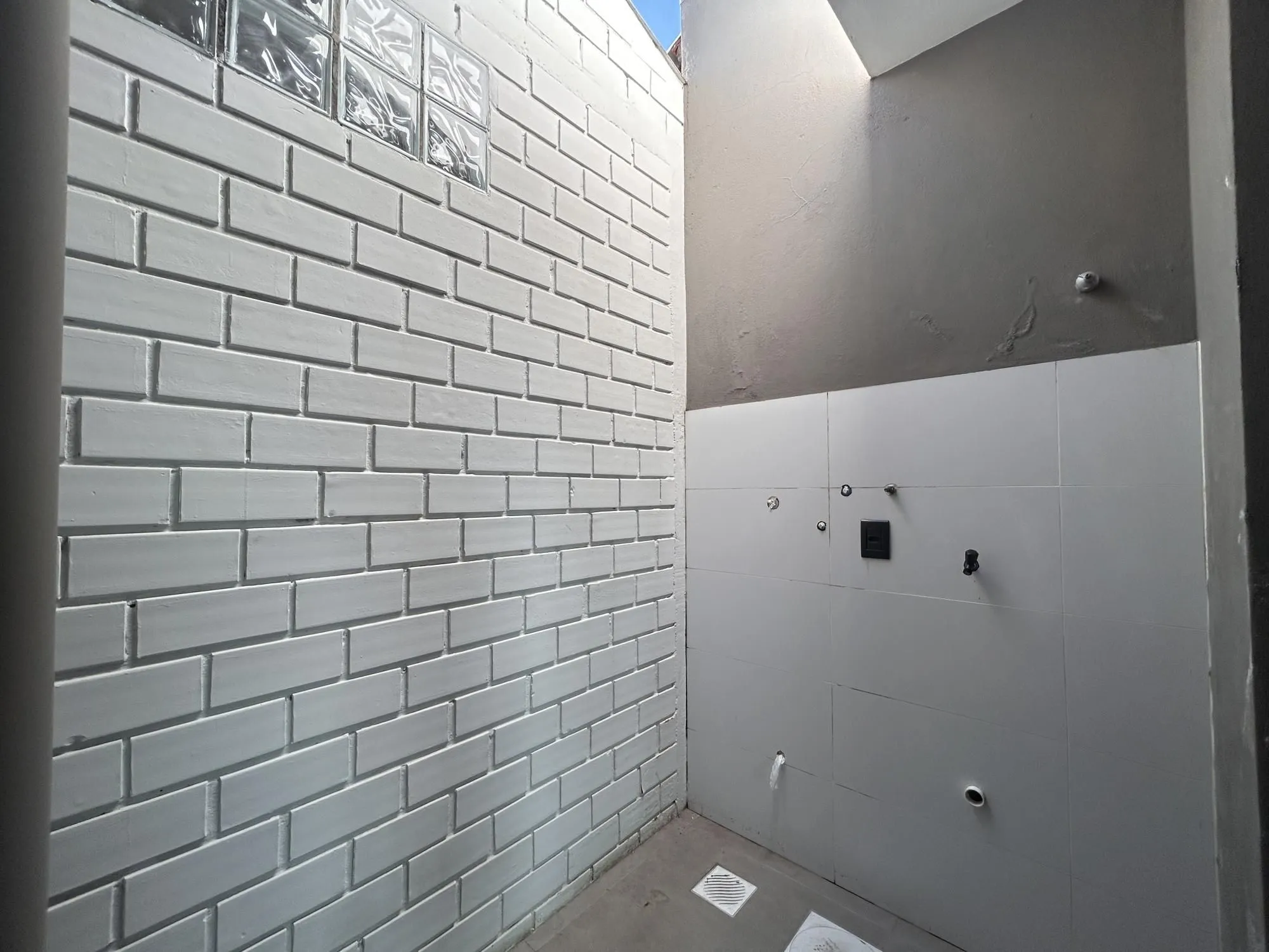 Imagem Casa 2 Dormitórios com Suíte | Garagem para 2 Carros | Ótima Localização em Canoas